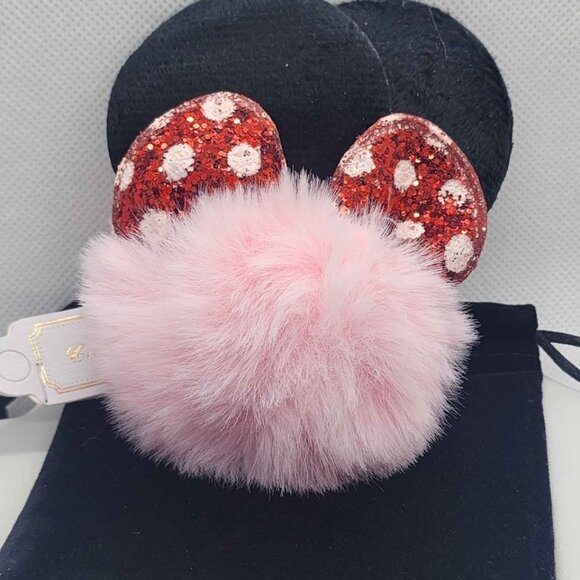 Brand NEW  PINK Pom Pom With Minnie Mouse Bow  Keychain - Picture 2 of 3